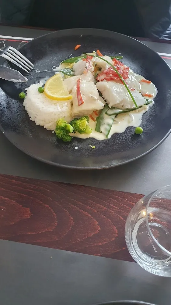 Filet de Bar Aux Riz Et Légumes